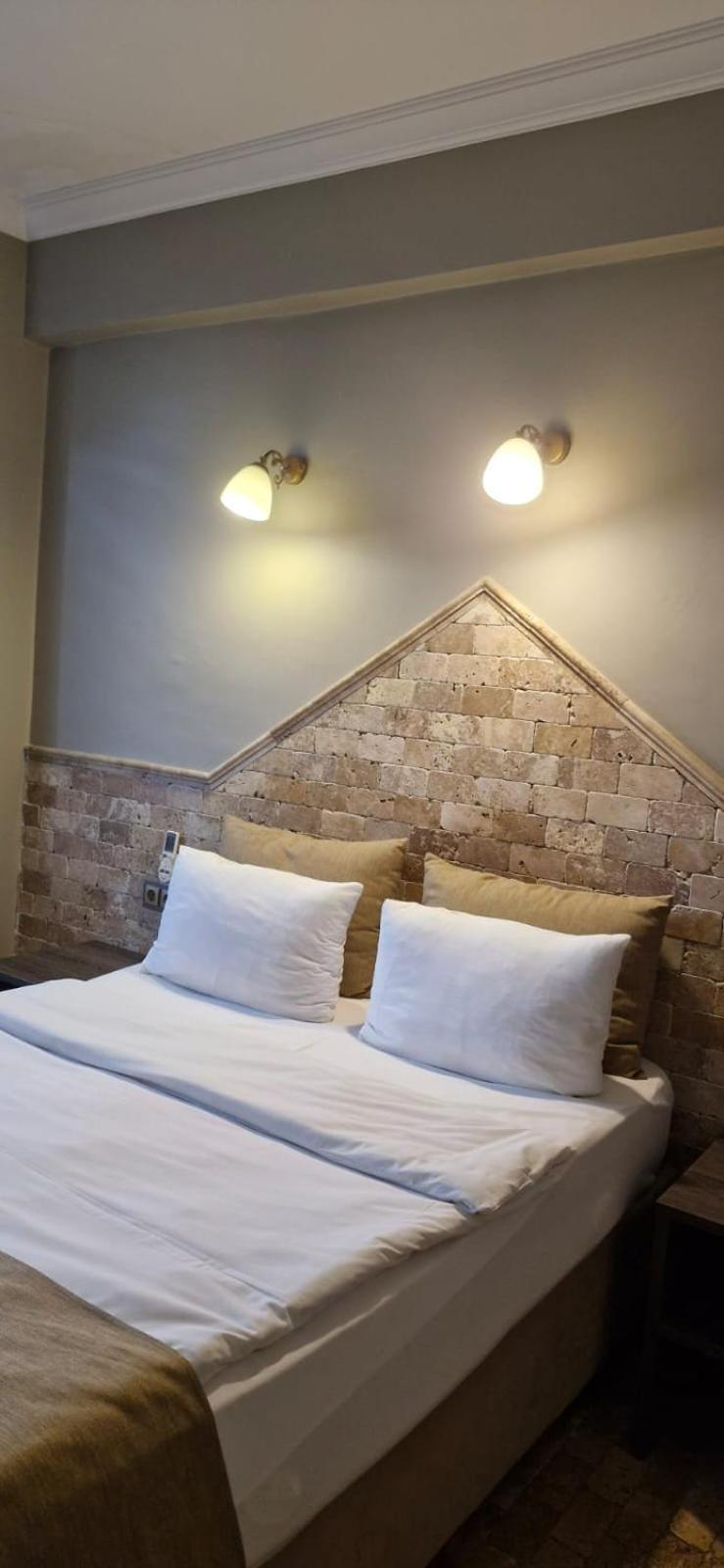 Royal Park Hotel Corlu Bed And Breakfast Tekirdağ Ngoại thất bức ảnh